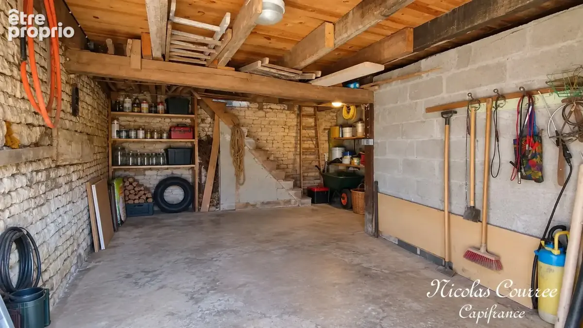 Maison à rénover avec jardin – Beau potentiel – Chauray (79180) - photo 7