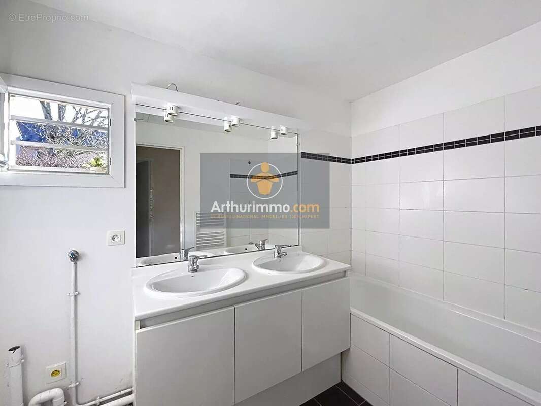 Maison à BAILLET-EN-FRANCE