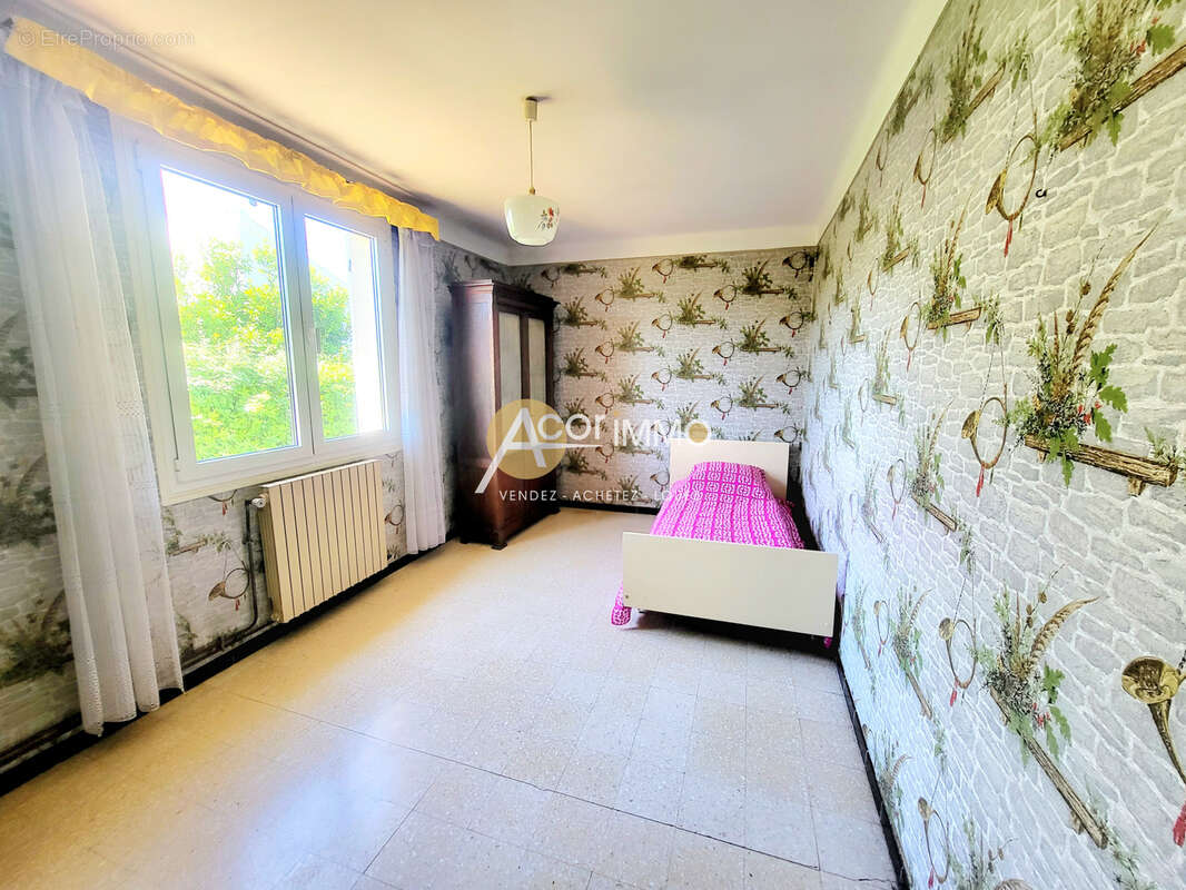 Six fours les plages - maison plain-pied 4 chambres-93 m2 avec garage terrain de 685 m2 piscinable- quartier - photo 10