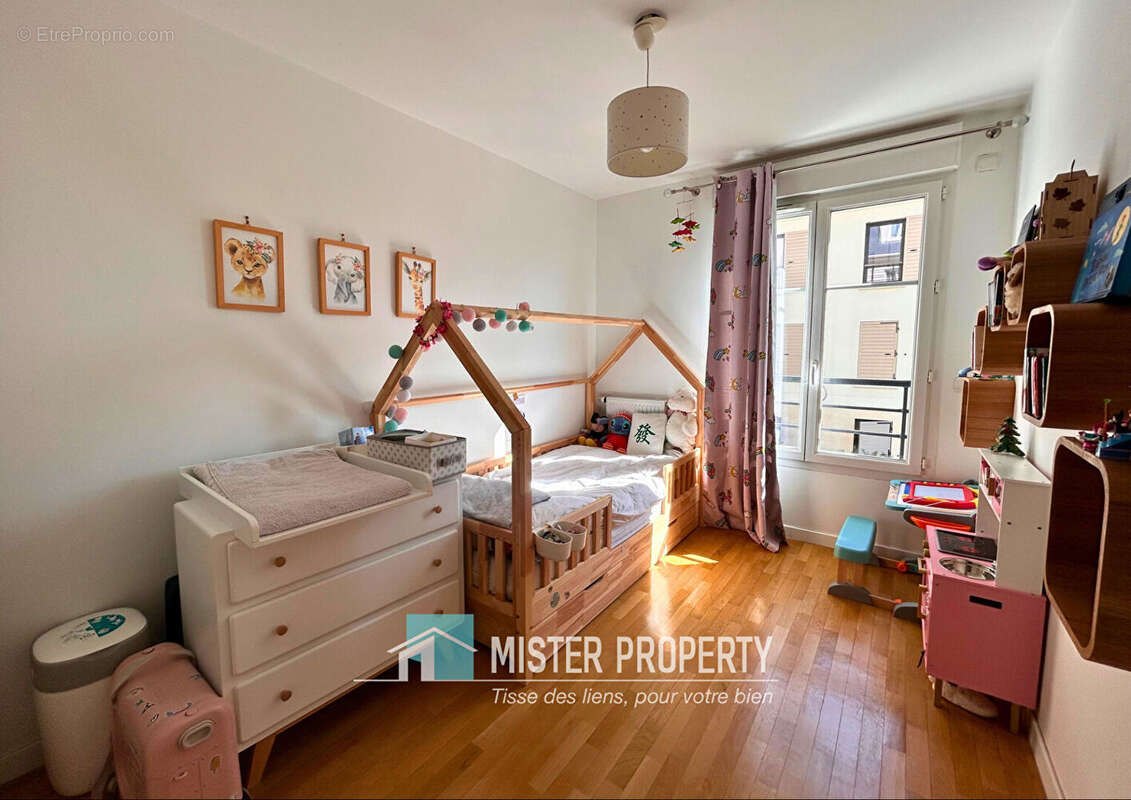 Appartement à SARTROUVILLE