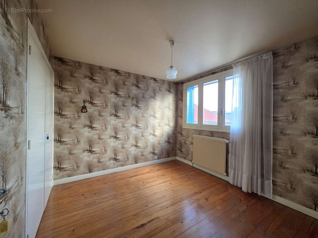 Maison à CLERMONT-FERRAND