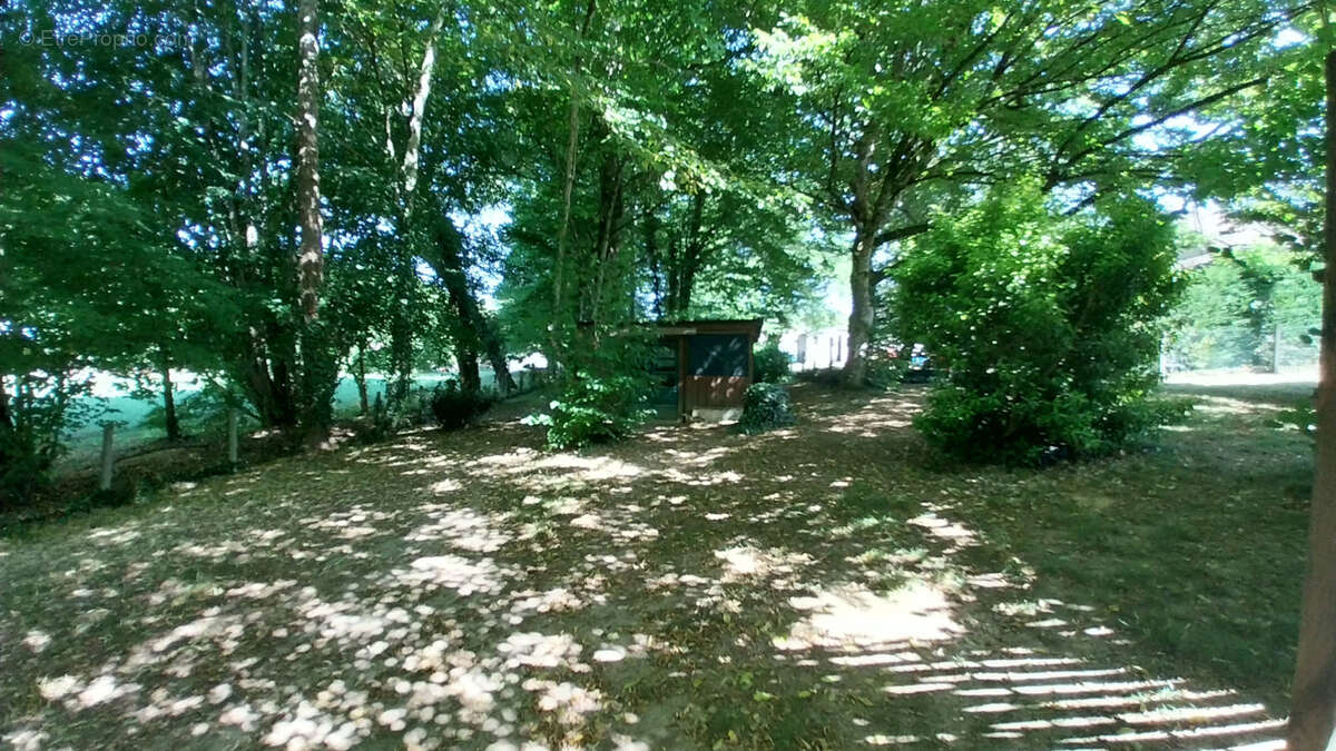 Maison à ANNESSE-ET-BEAULIEU