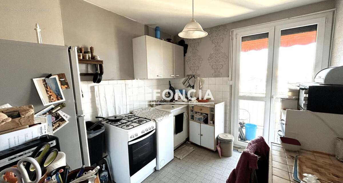 Appartement à SAINT-ETIENNE