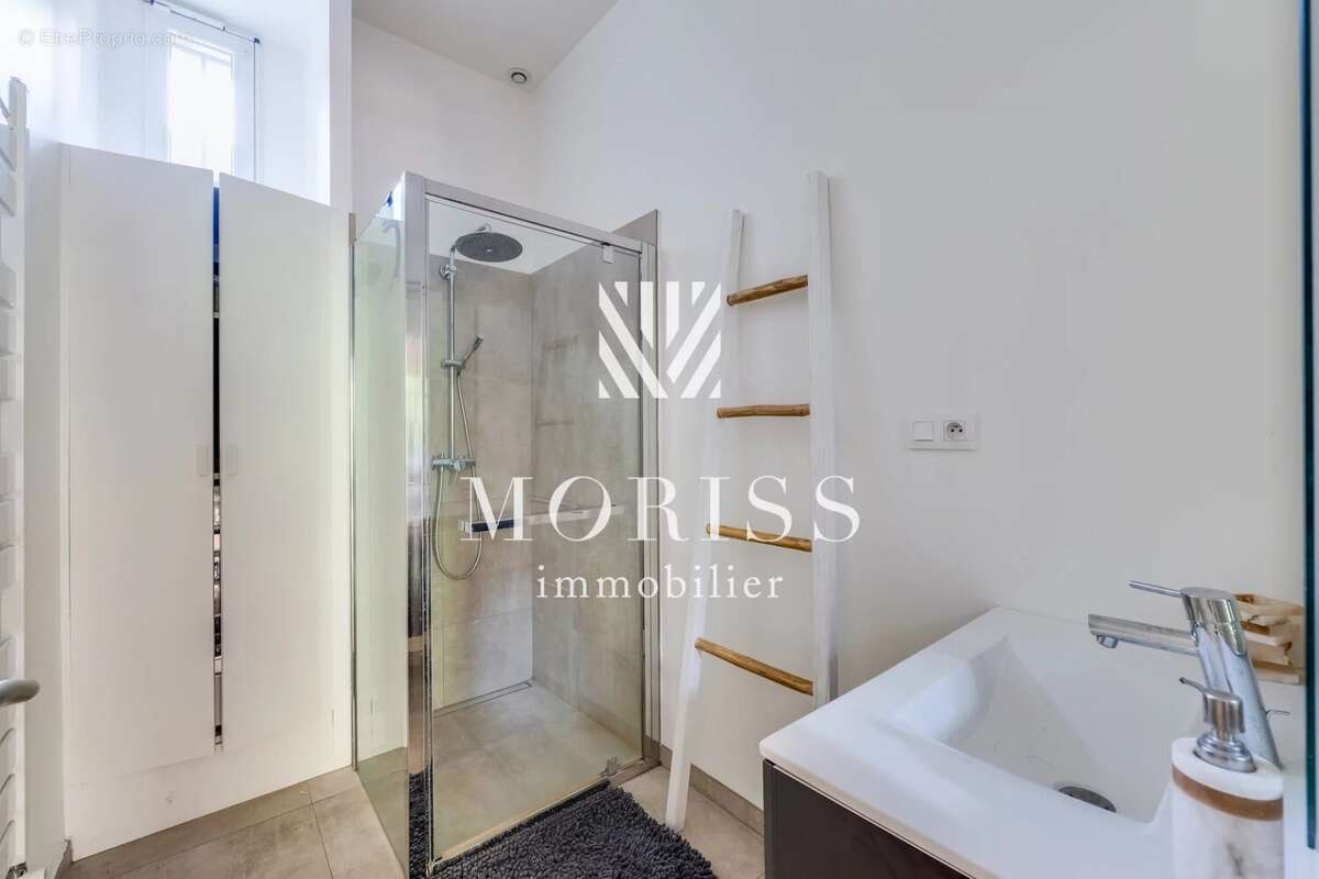 Appartement à PARIS-19E