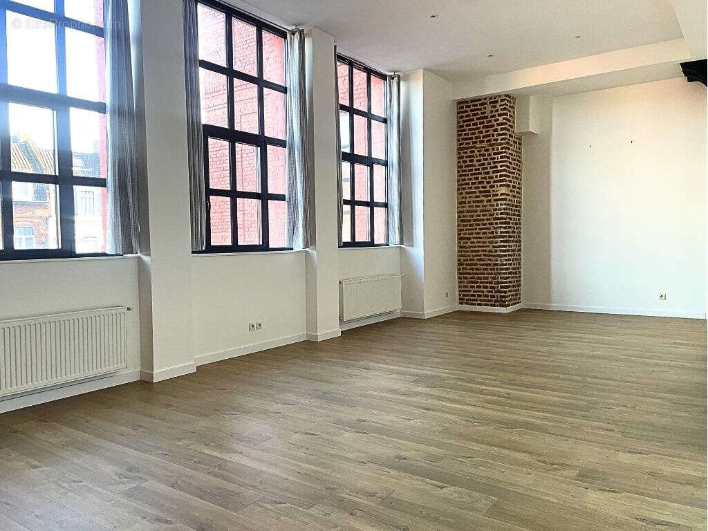 Autre à ROUBAIX