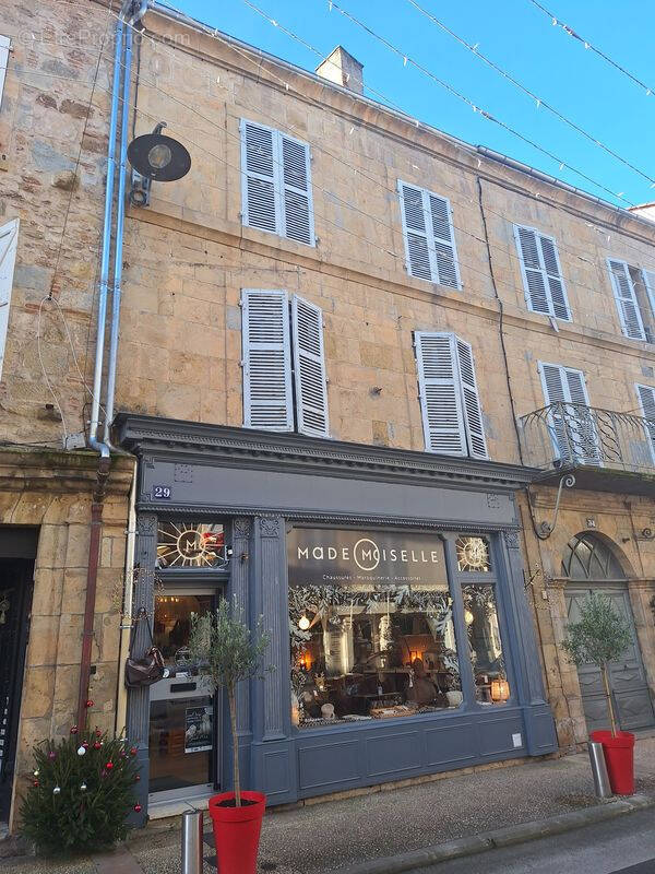 Appartement à SAINT-CERE