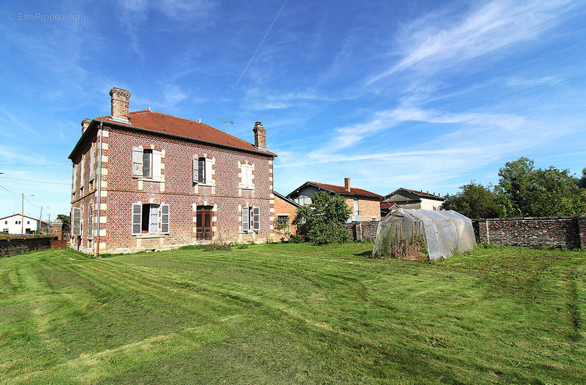 Maison à MONTIER-EN-DER