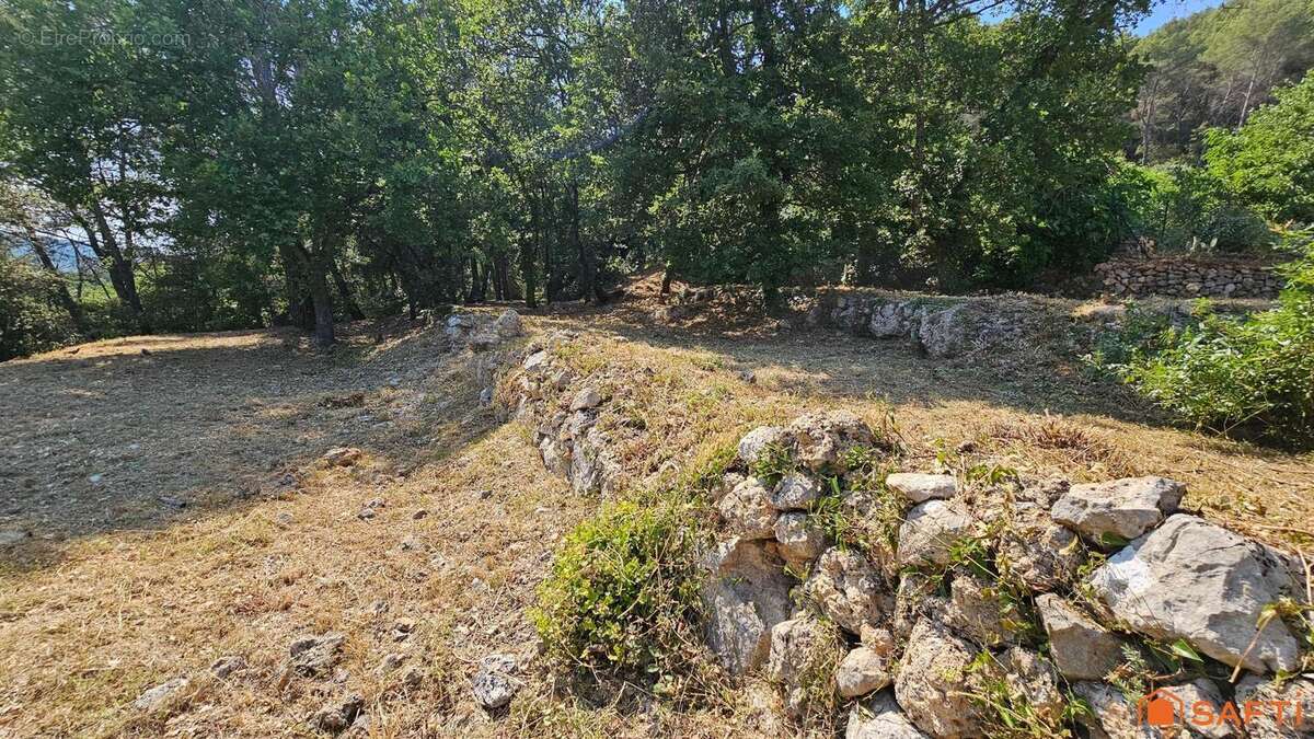 Photo 3 - Terrain à SALERNES