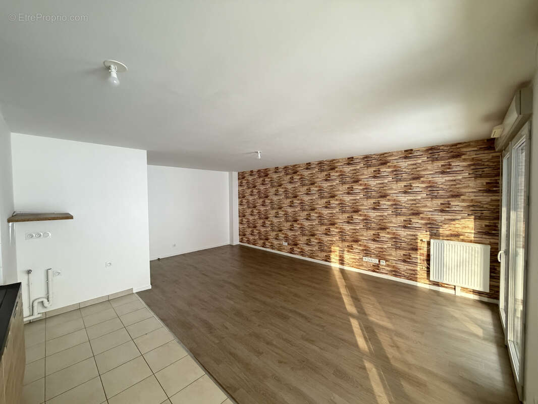 Appartement de type 2 avec parking couvert   Résidence sécurisée - photo 2