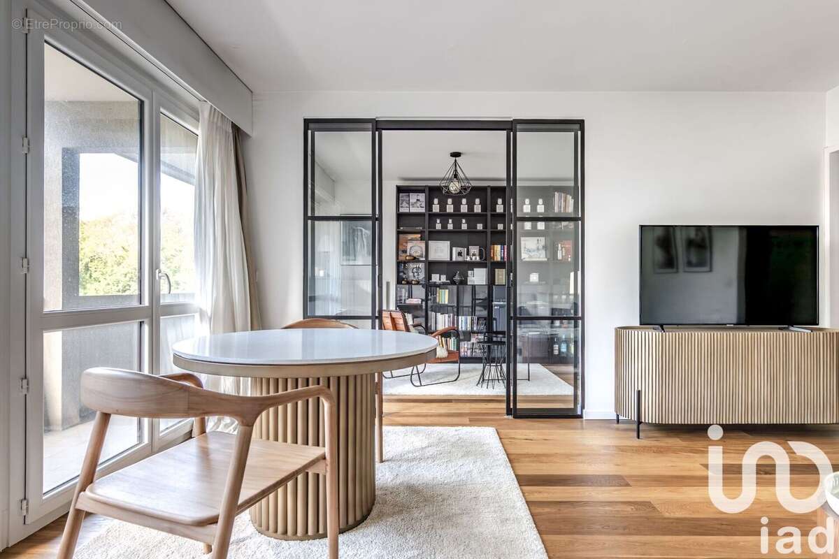 Photo 2 - Appartement à SUCY-EN-BRIE