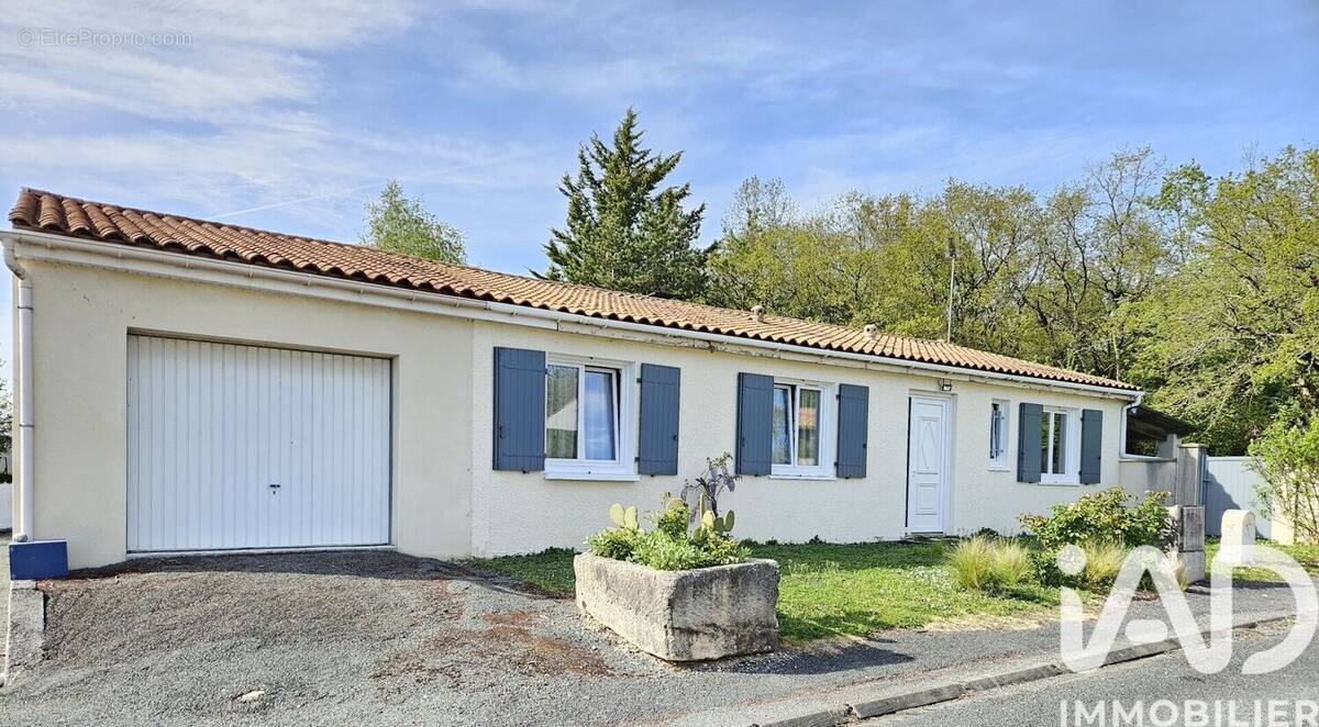 Photo 1 - Maison à CHERAC