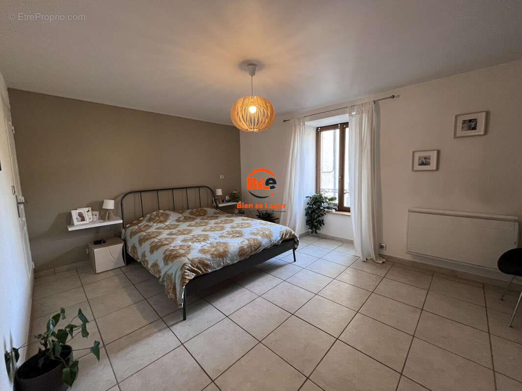 Maison à MURAT