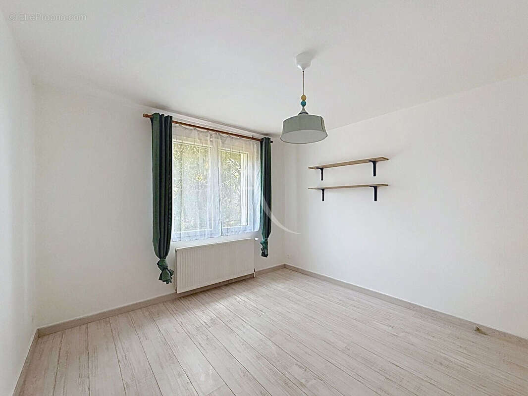 Maison familiale de 4 chambres situées à VILLEMOISAN. - photo 10