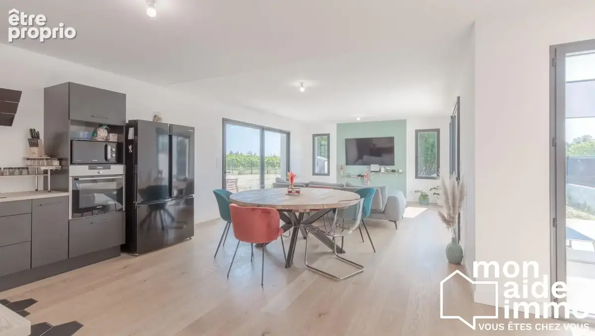 Maison 5 pièces 112 m² à vendre à Fargues-Saint-Hilaire (33370) - photo 3
