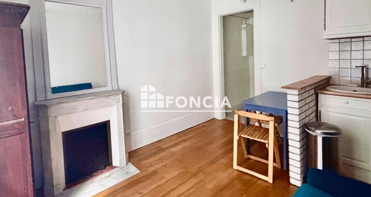 Appartement à PARIS-19E