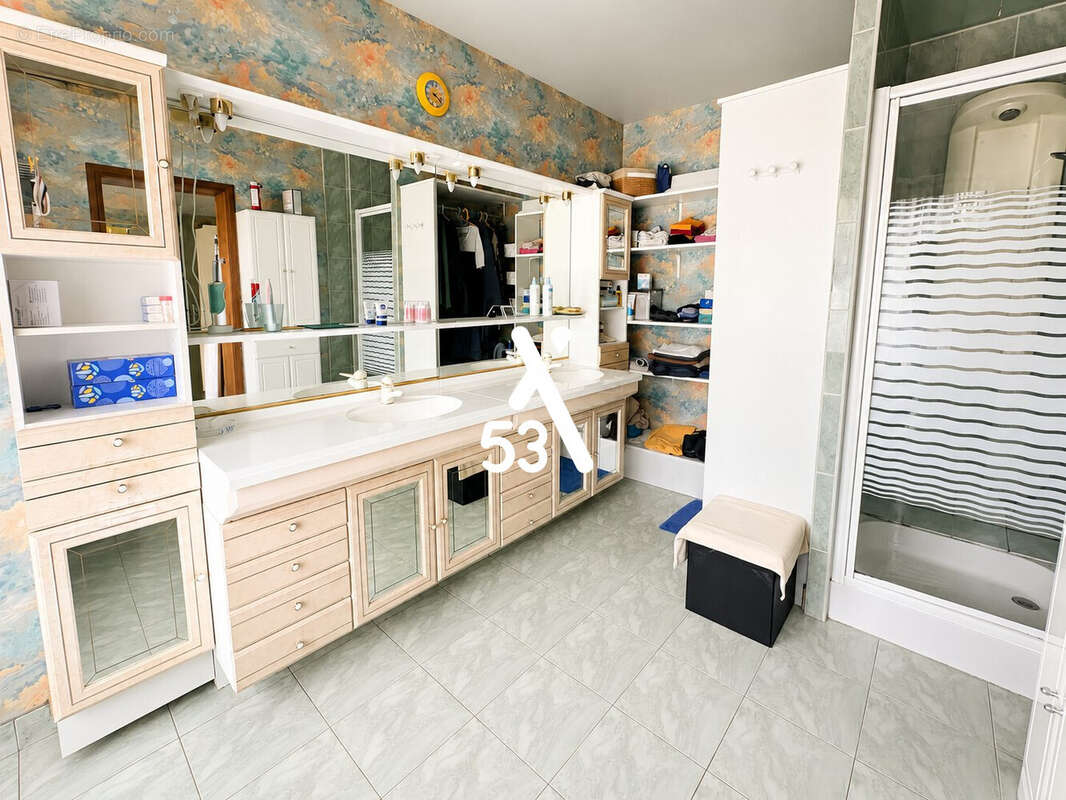 Maison 171 m² à Arques  - photo 5