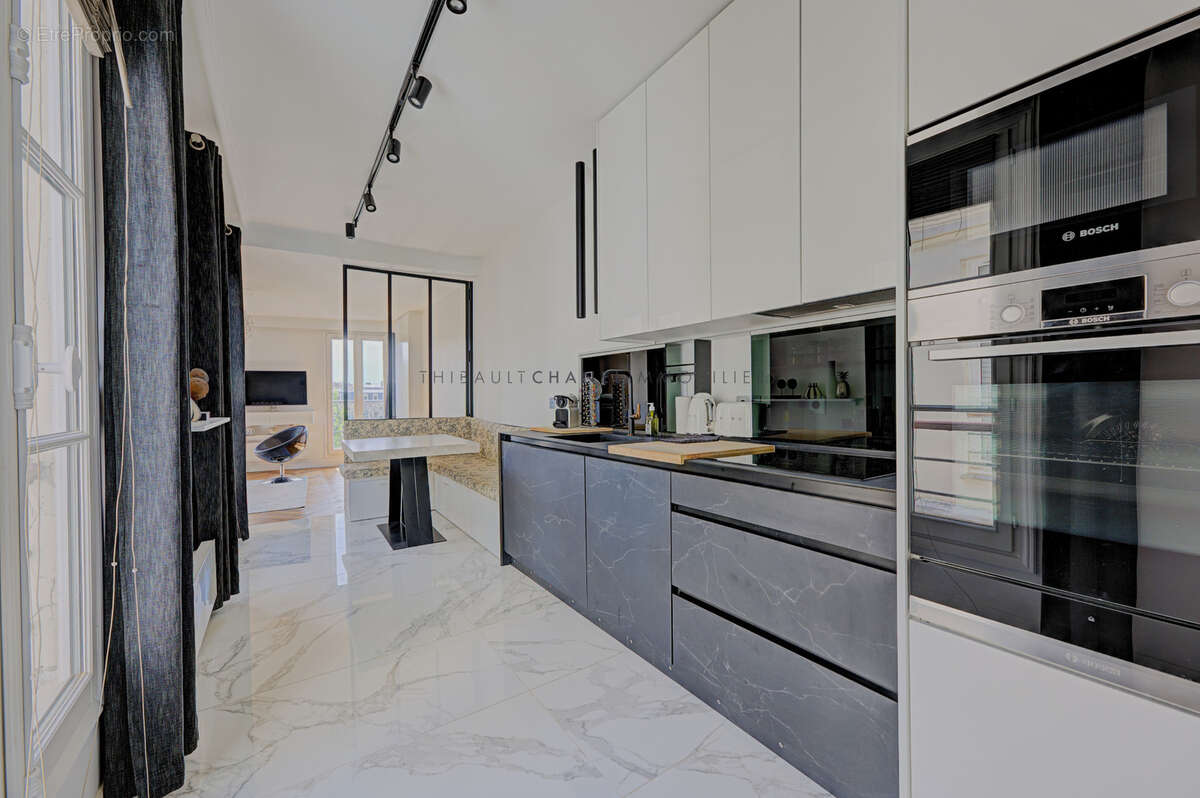 Appartement à PARIS-3E
