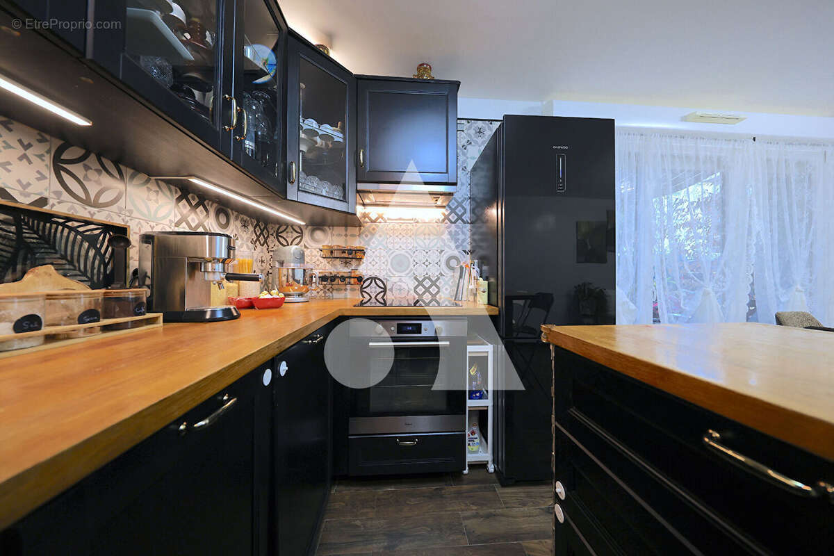 Appartement à CORBEIL-ESSONNES