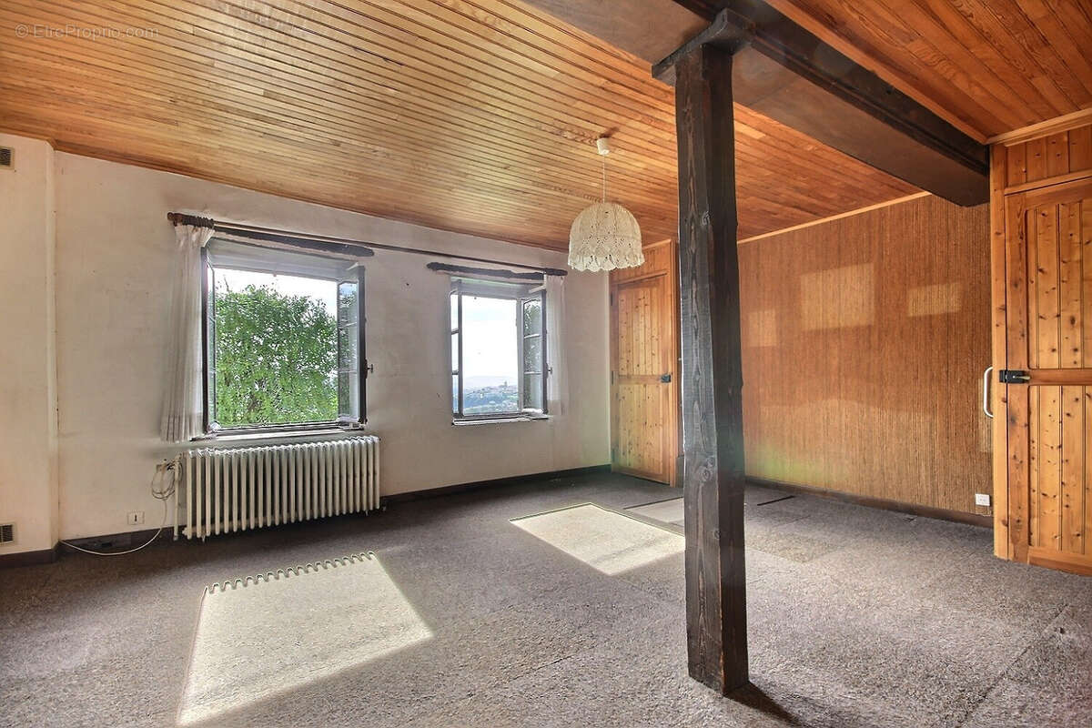 Maison à SAINT-CHAMOND