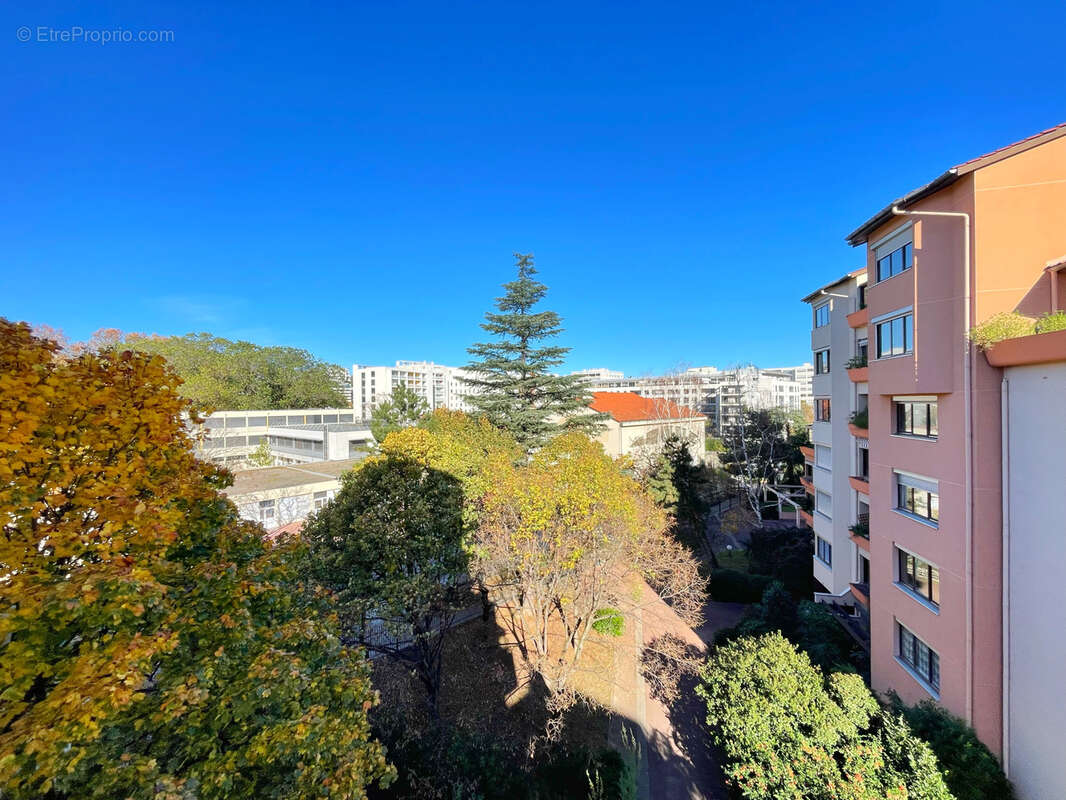 Appartement à LYON-7E