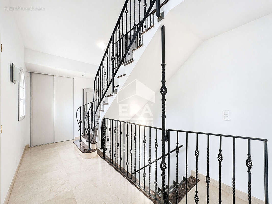 Maison à CHAUMONTEL