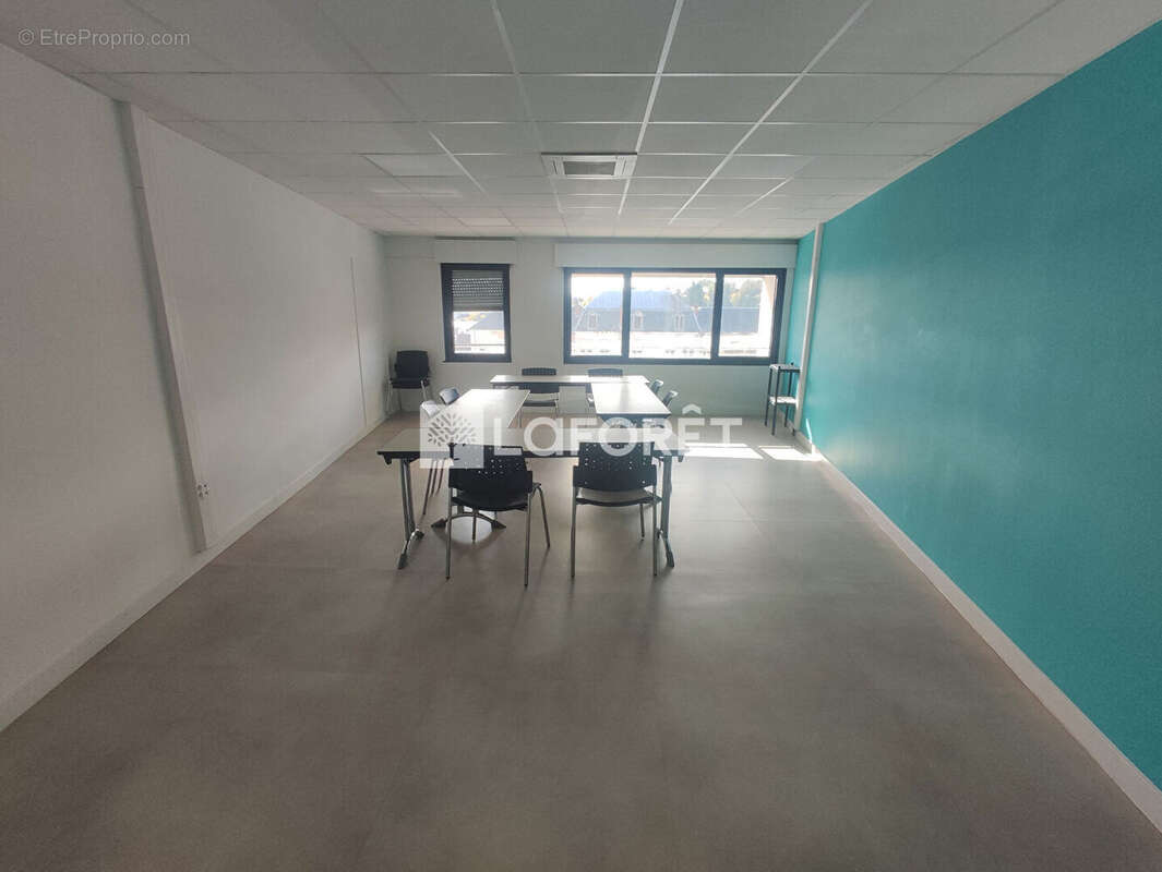 Bureaux Montbéliard 442 m² - photo 5