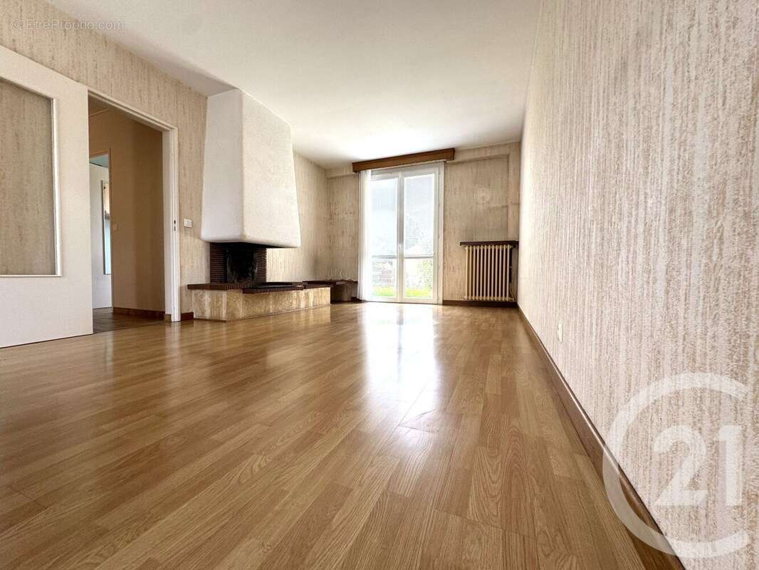 Maison à MONTGISCARD