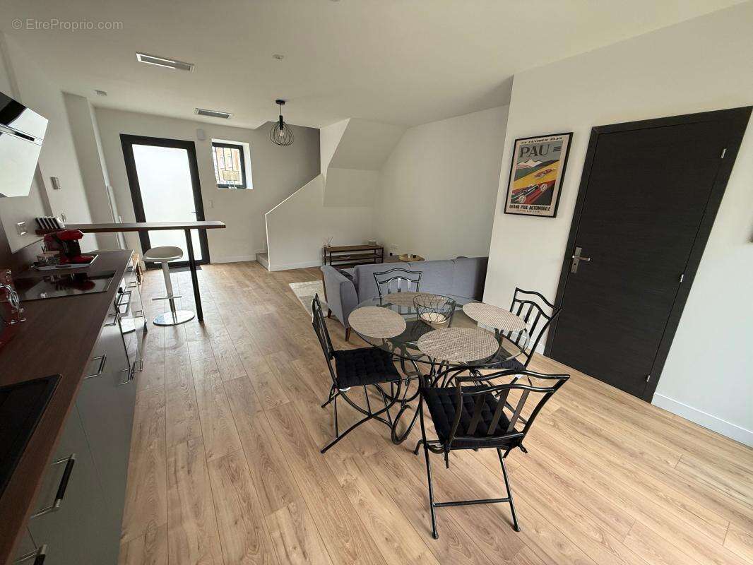 Appartement à BILLERE
