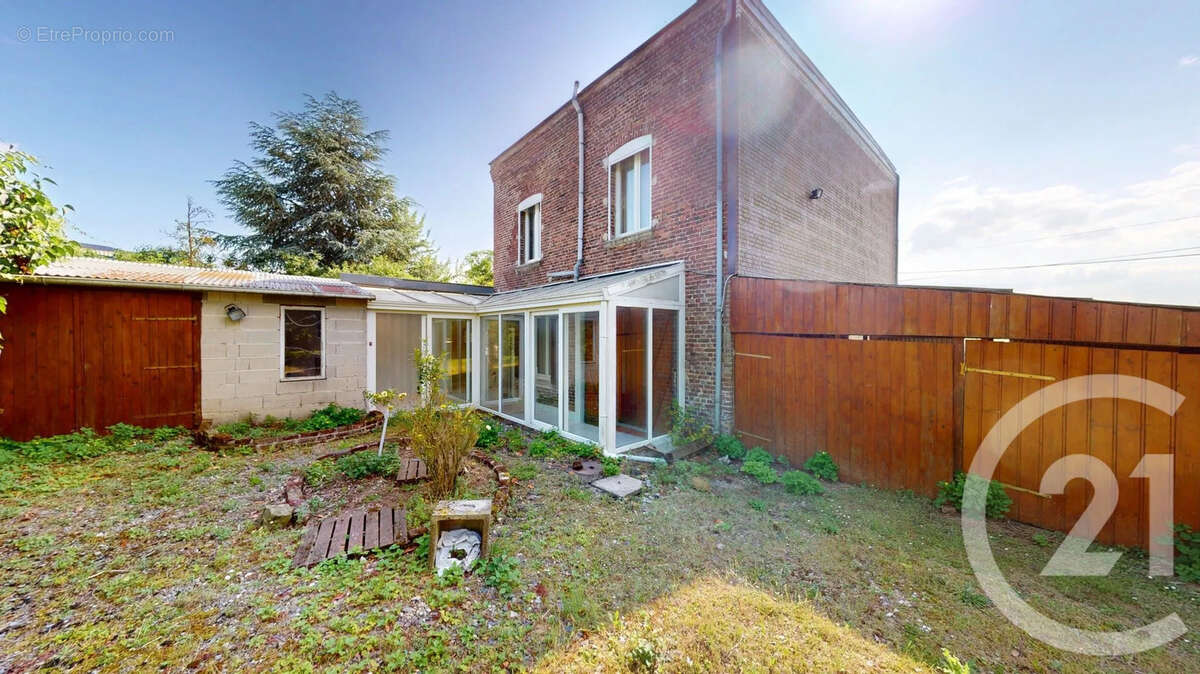 Maison à HARGICOURT