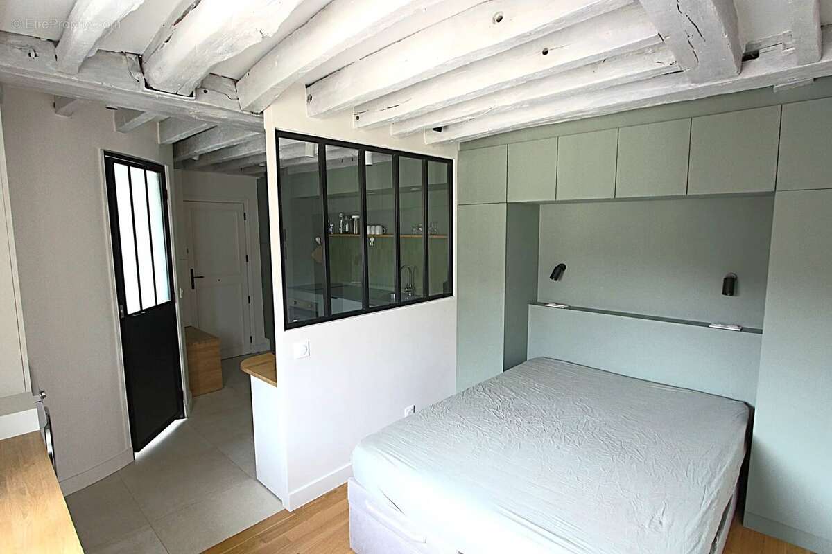 Appartement à PARIS-6E