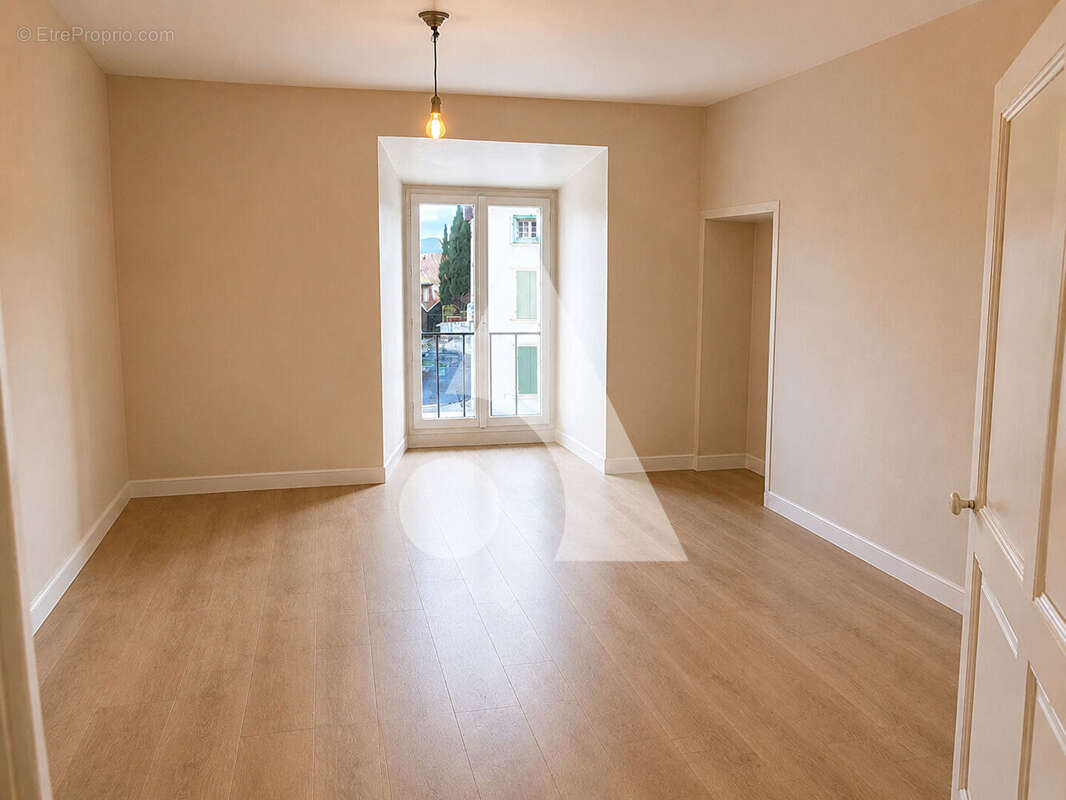 Appartement à CAROMB