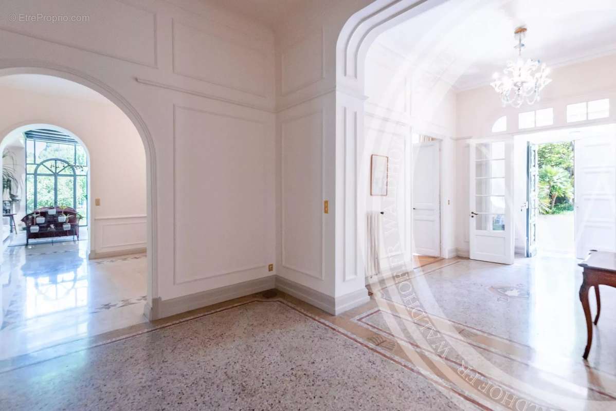 Maison à ROQUEBRUNE-CAP-MARTIN