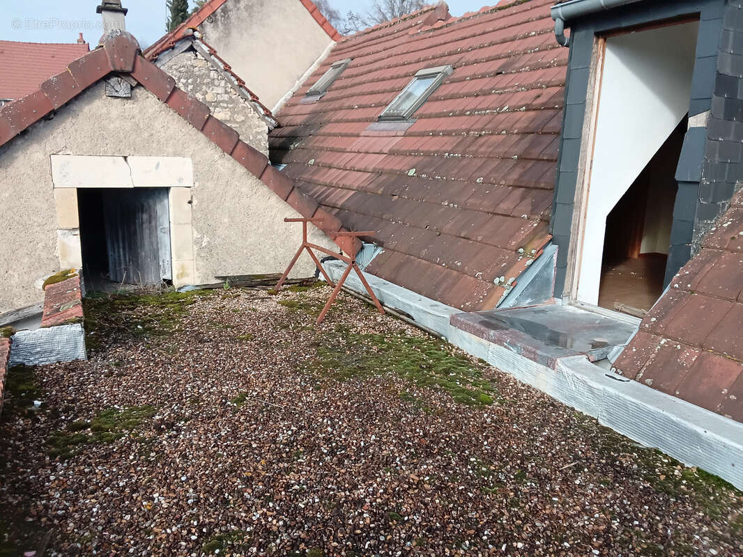 Maison à OUROUER-LES-BOURDELINS