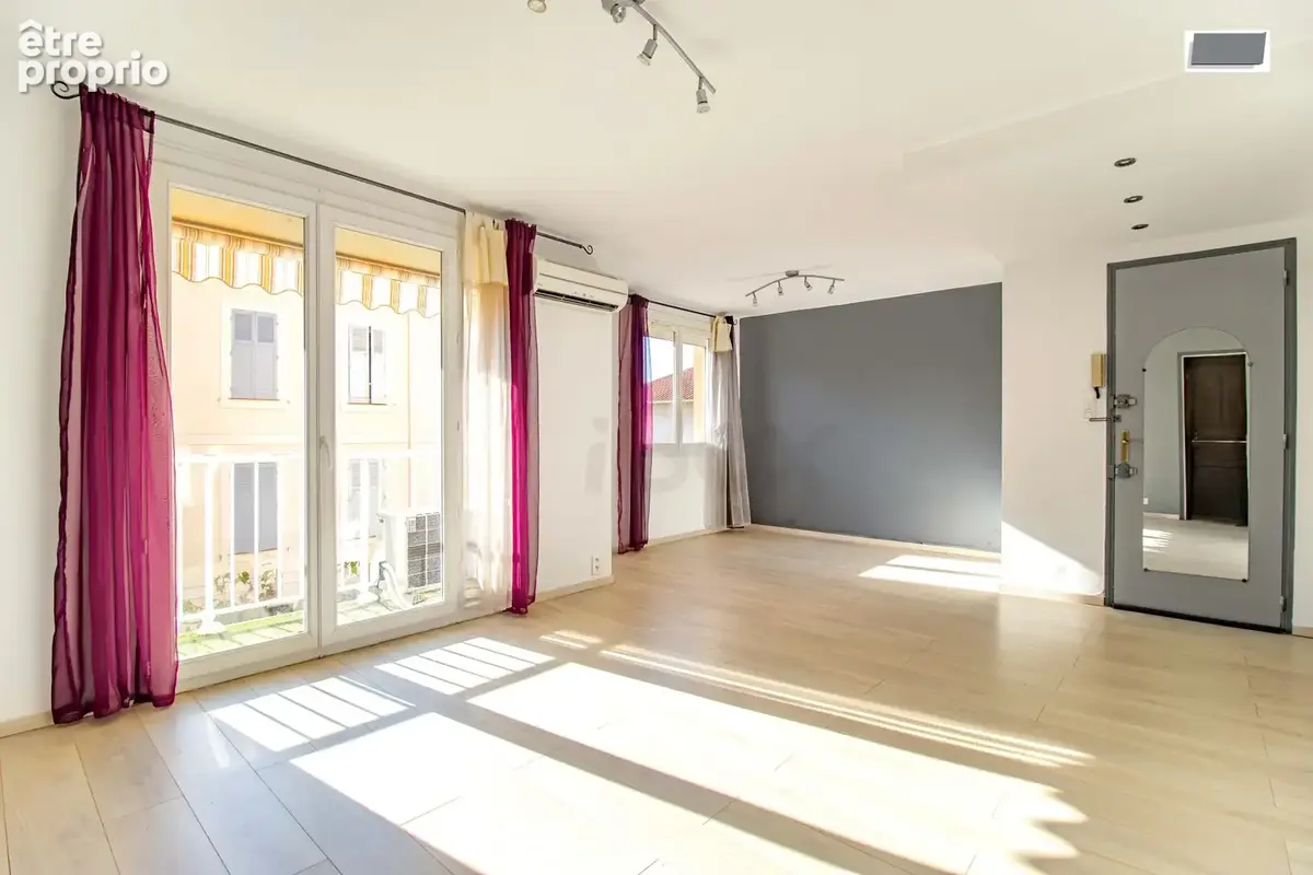 A vendre appartement t3 a hyeres avec terrasse et parking privatif - photo 6