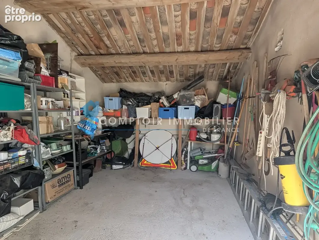 Dept 84 - Goult - Ravissante et atypique propriété en pierre 150 m2 + terrain avec garage et piscine non atten - photo 34