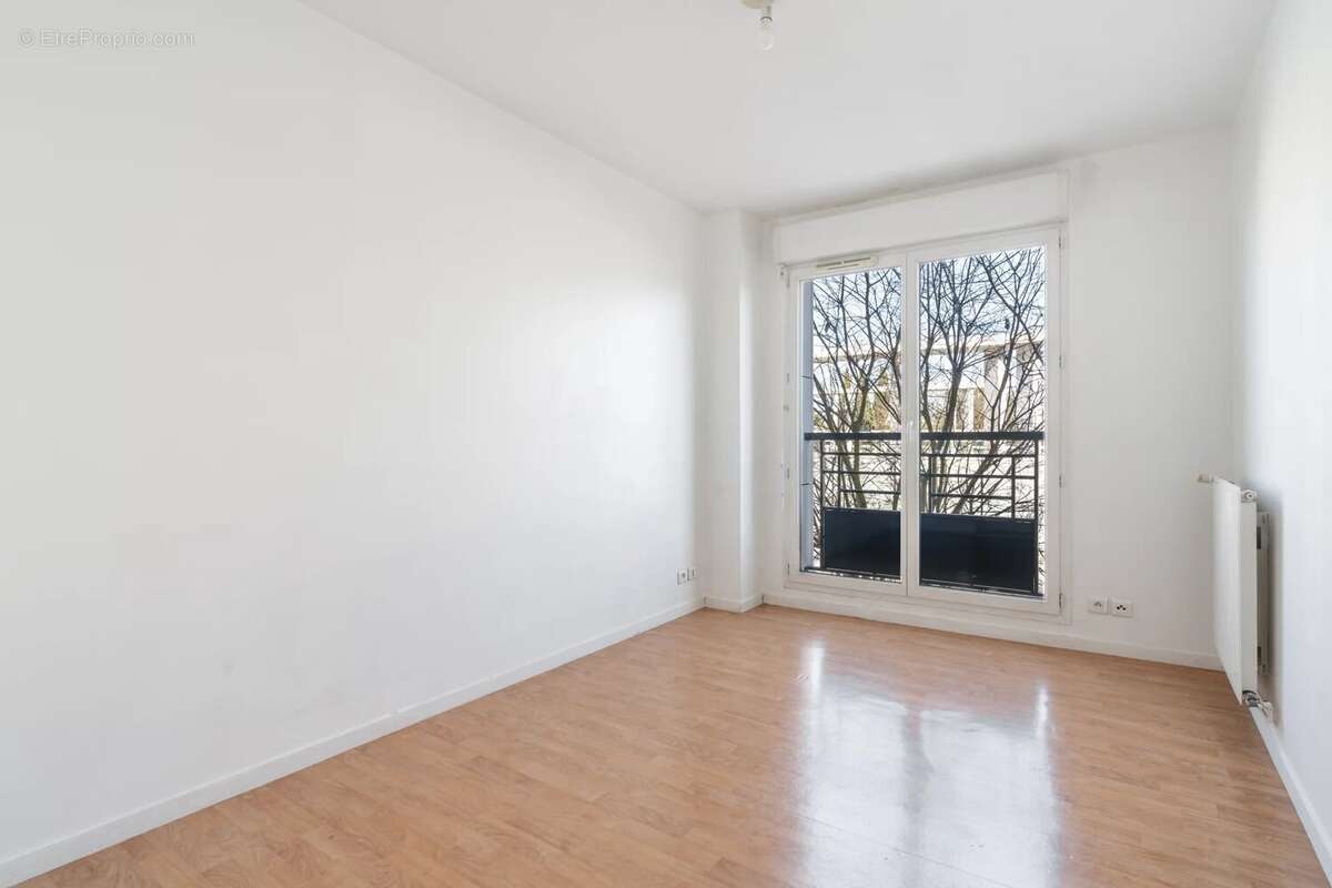 Appartement à LEVALLOIS-PERRET