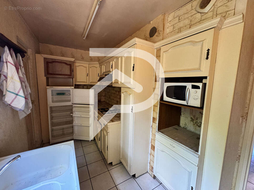 Appartement à IVRY-LA-BATAILLE