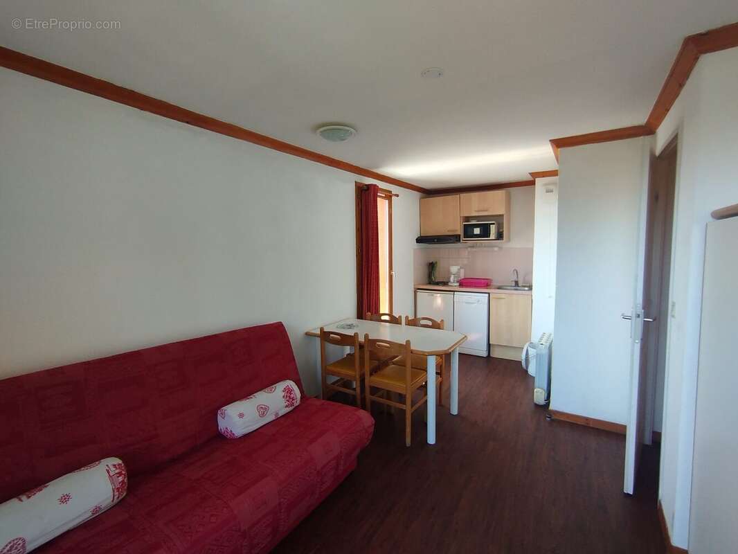 Appartement à BESSE-ET-SAINT-ANASTAISE