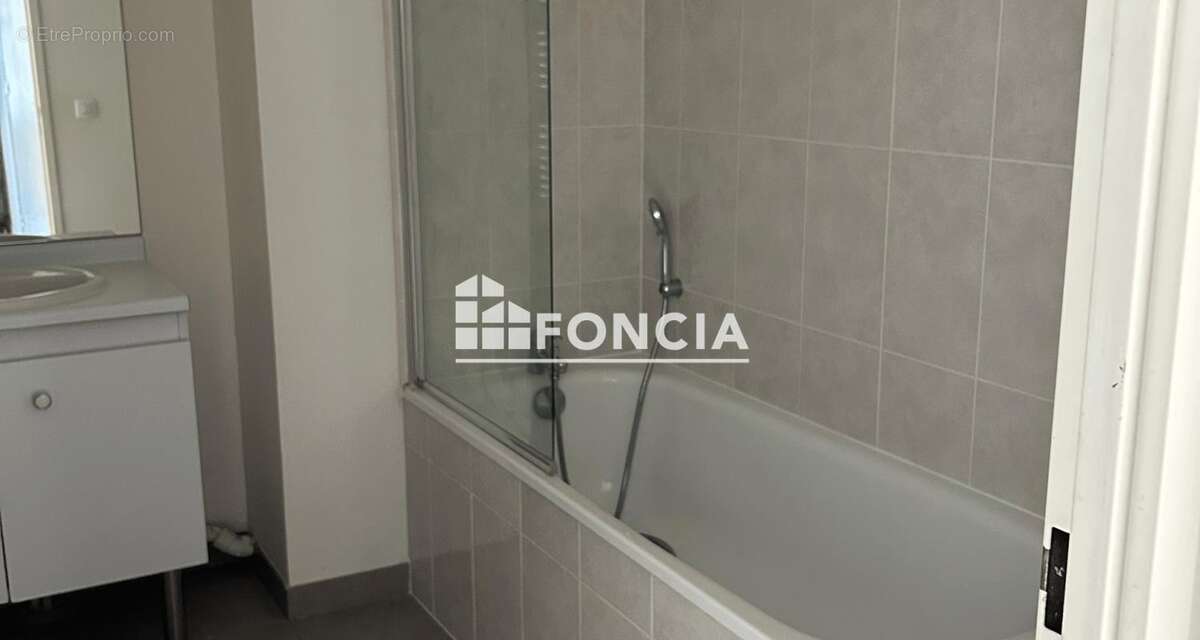 Appartement à BAILLY-ROMAINVILLIERS