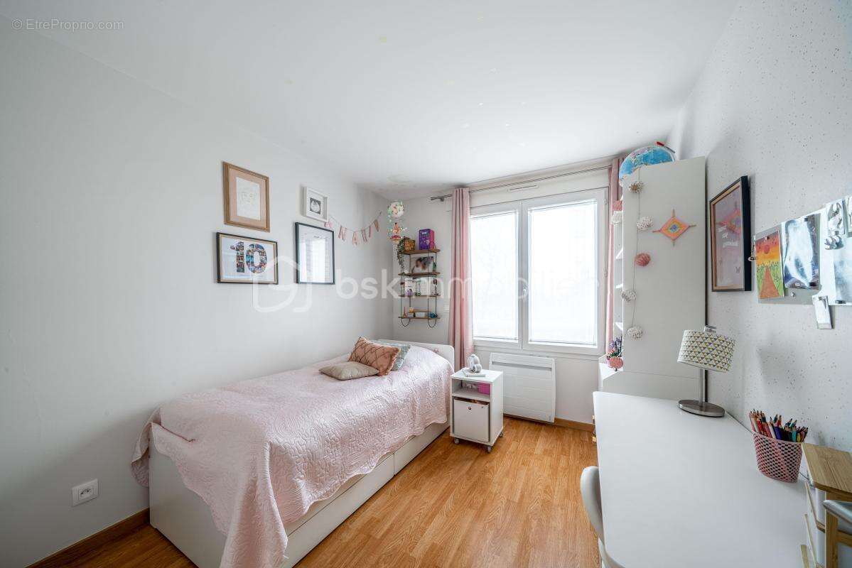 Appartement à ISSY-LES-MOULINEAUX