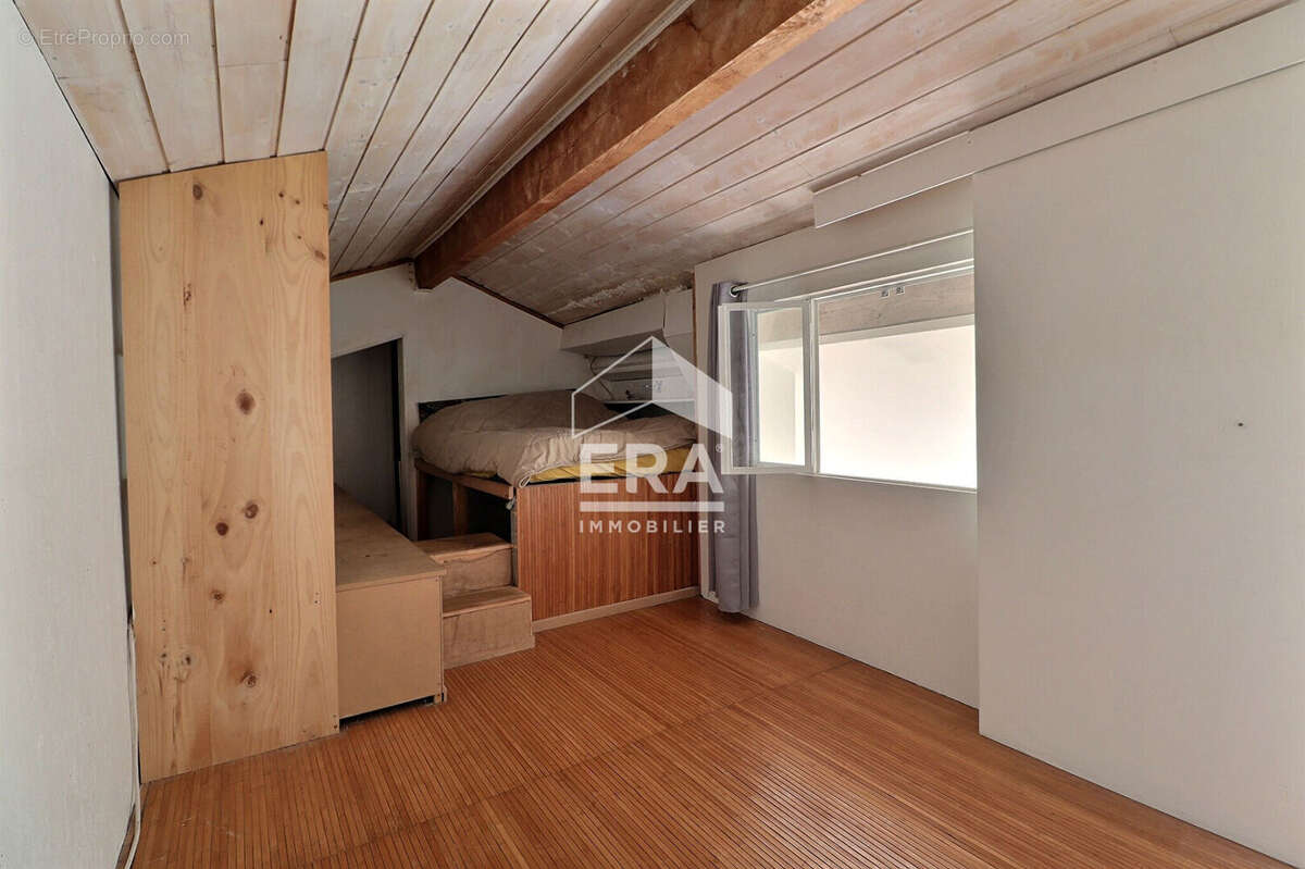 Appartement à LA COURNEUVE