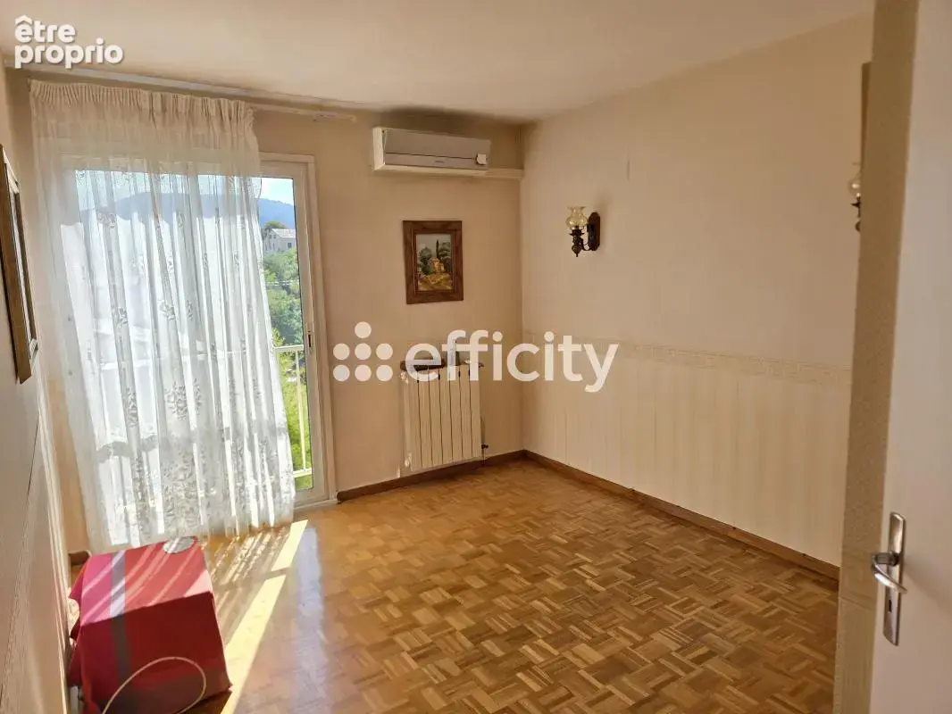 Appartement à rénover - photo 5
