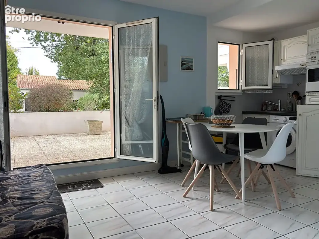 300 m plage du chay studio terrasse - photo 2