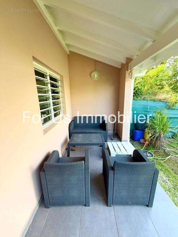 Maison à PETIT-BOURG