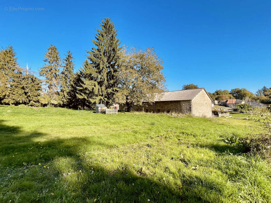 Maison à SAINT-CHRISTOPHE