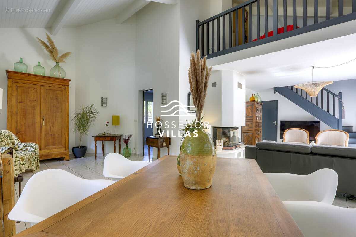 Maison à TOSSE
