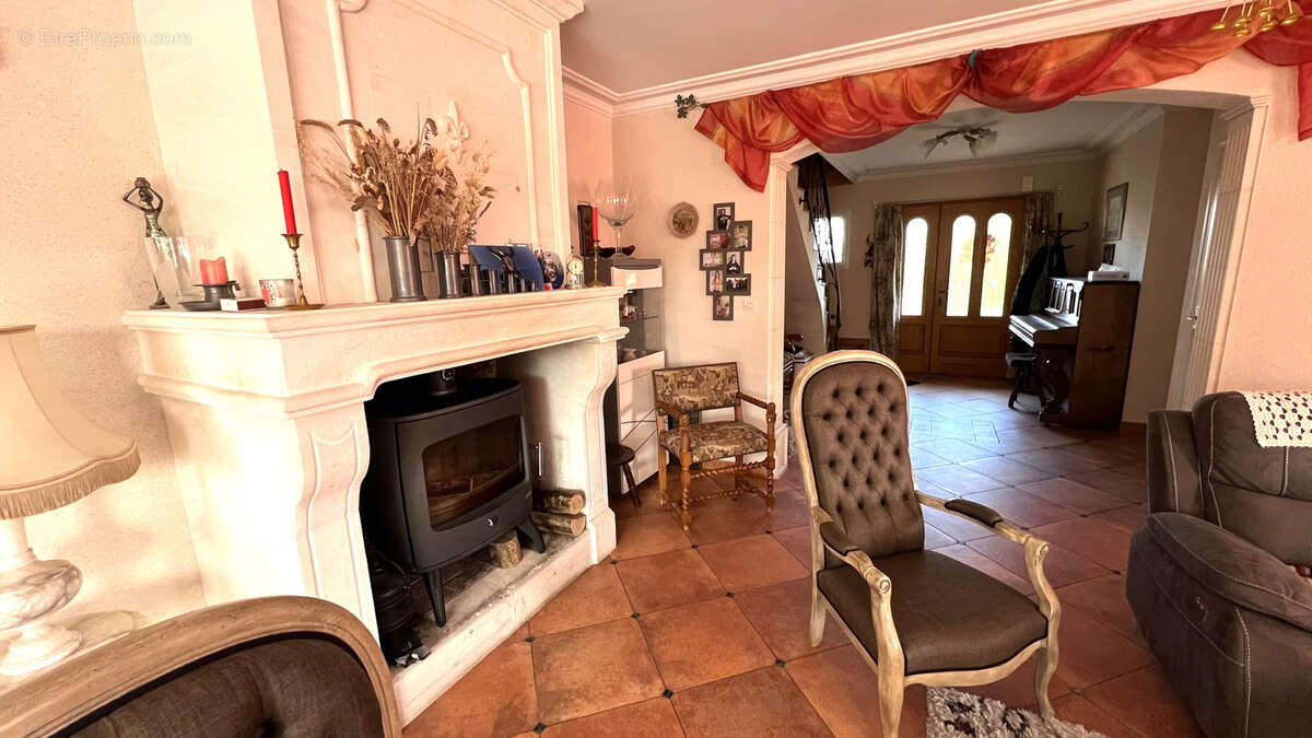 Maison à SAINT-MARTIN-DU-FOUILLOUX