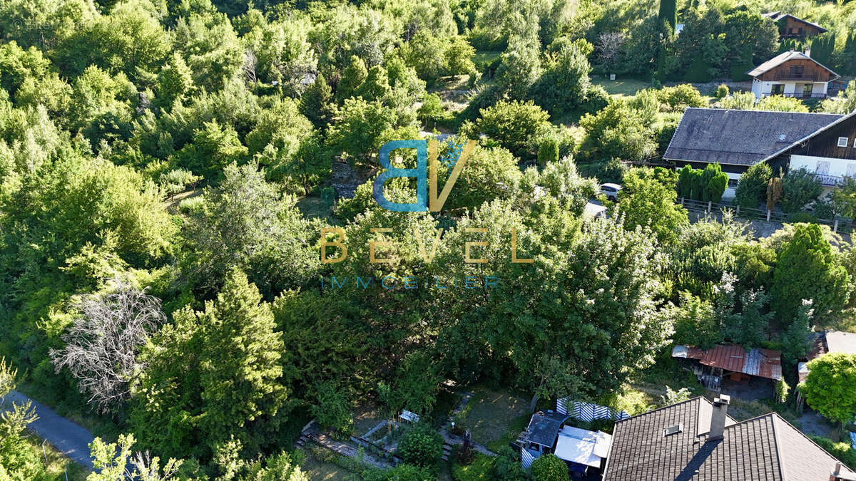 À vendre   exclusivité  (73) saint-julien-mont-denis   terrain de 1 446 m2 dont 760 m2 constructibles - photo 6