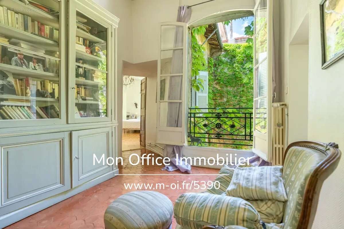 Appartement à AIX-EN-PROVENCE
