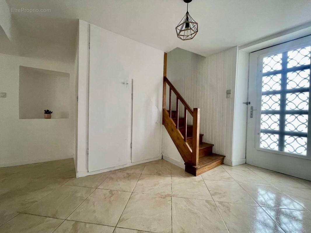Maison à ETAMPES